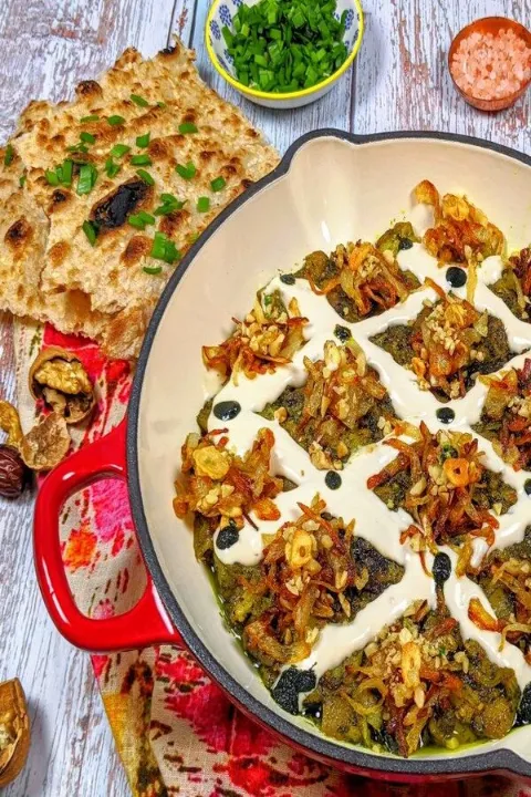 Second image of Fried Diced Onion (topping)